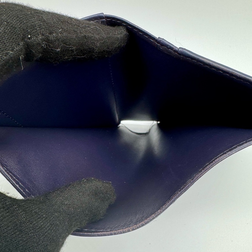 Louis Vuitton Vernis Monogram Wallet | Professionally Repainted - Picture 3 of 12